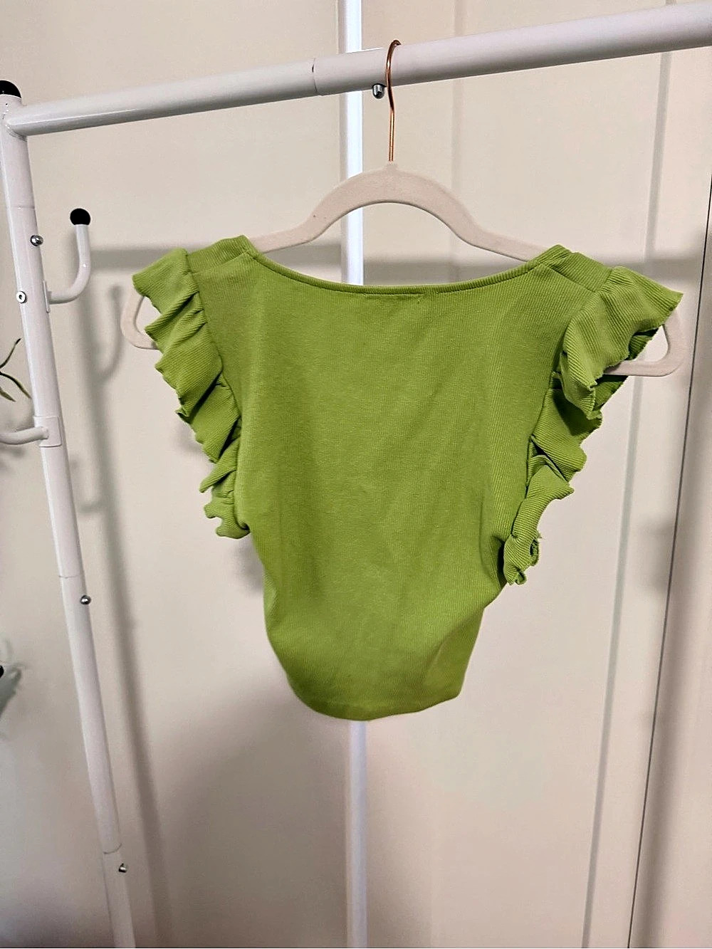 Zara Ribbed Ruffle Ruched Crop Top Green Size Medium - Picture 2 of 3